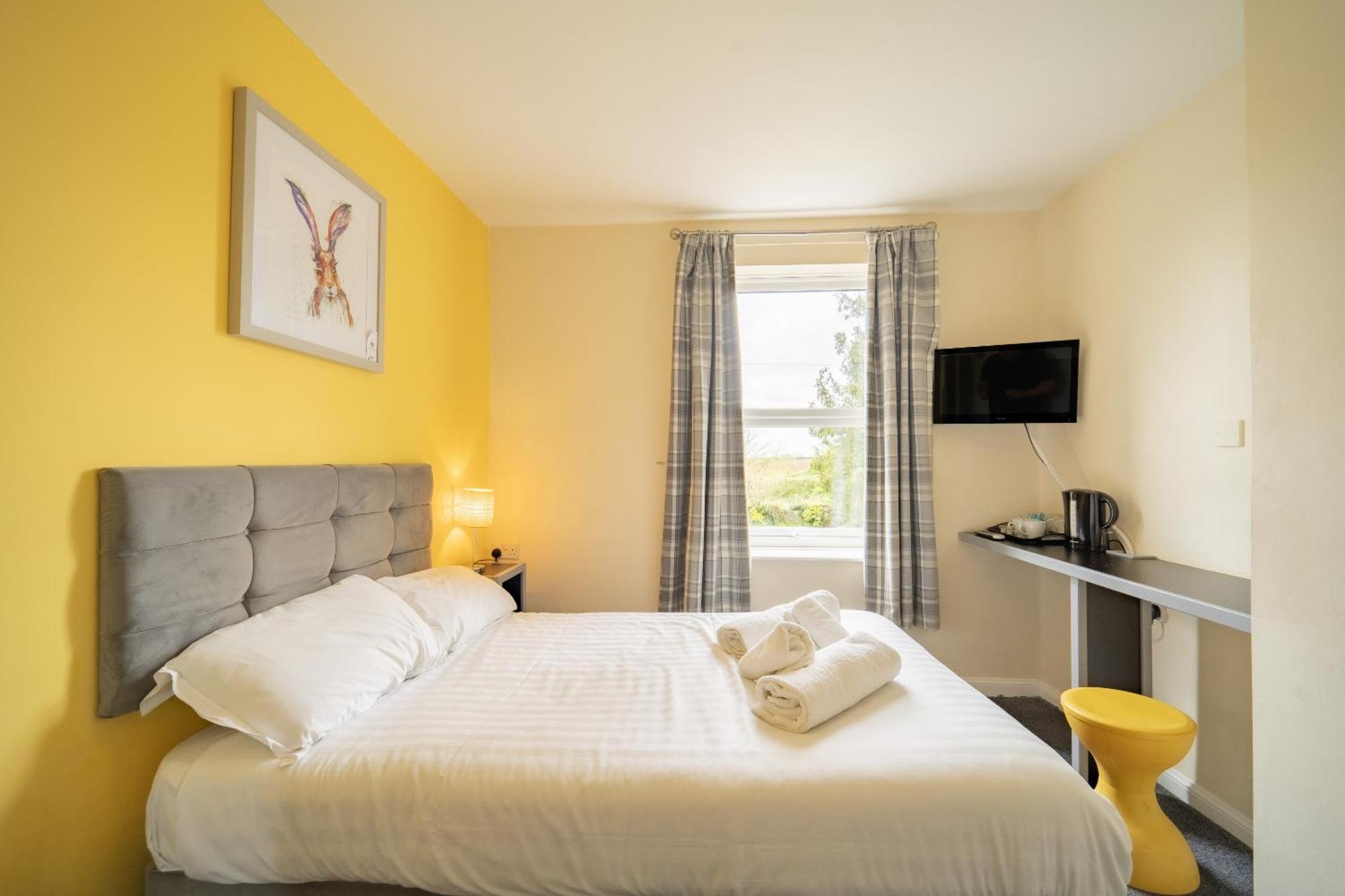 The Well Inn Shepton Mallet Extérieur photo